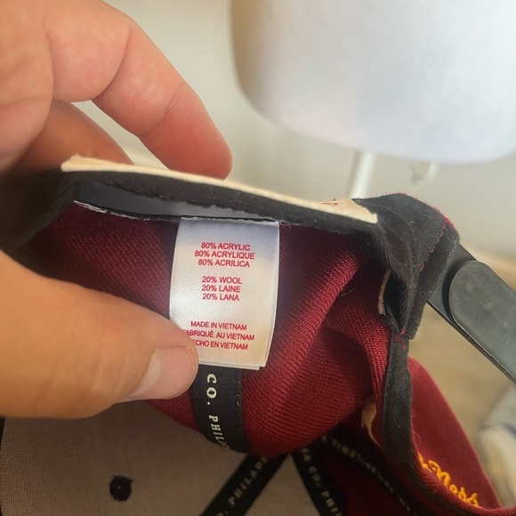 Red And Black Mitchell and Ness Cleveland Cavilers SnapBack Hat - Athleisure - Picture 8 of 9